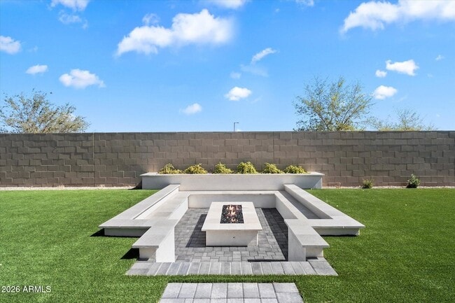 Building Photo - 4689 N 183rd Ave