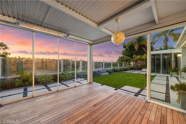 Building Photo - 58 Victoria