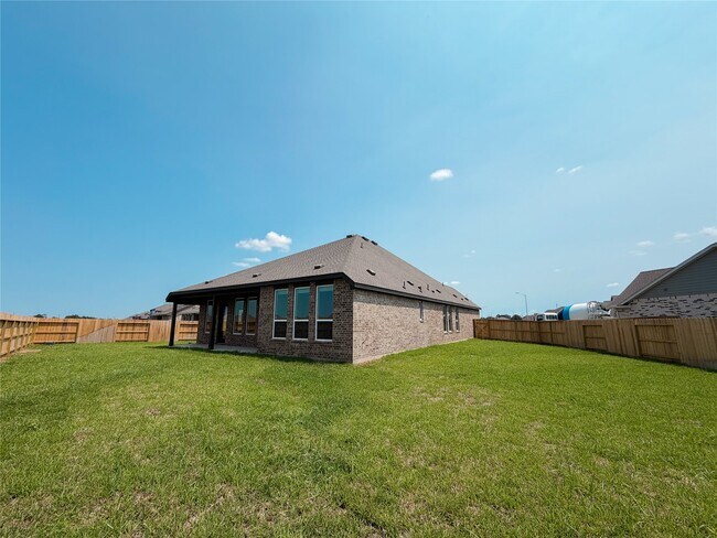 Building Photo - 2503 Pine Bluff Dr