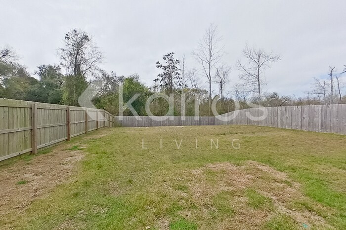 Building Photo - 241 Monarch Ln