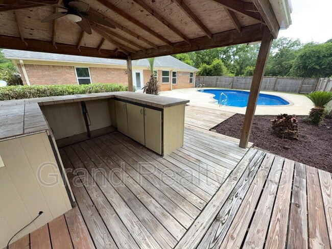 Building Photo - 4429 Amberwood Cir