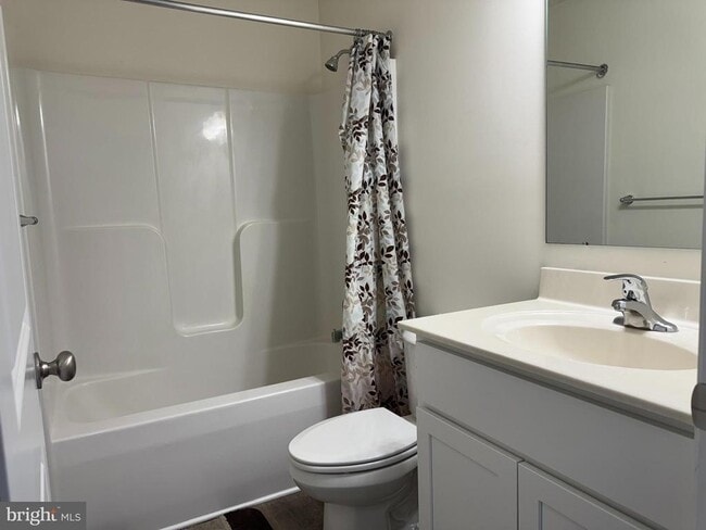 Building Photo - 267 Doylestown