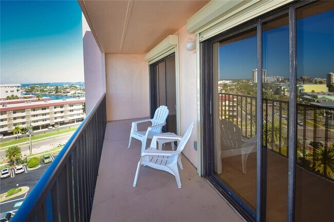 Building Photo - 51 Island Way