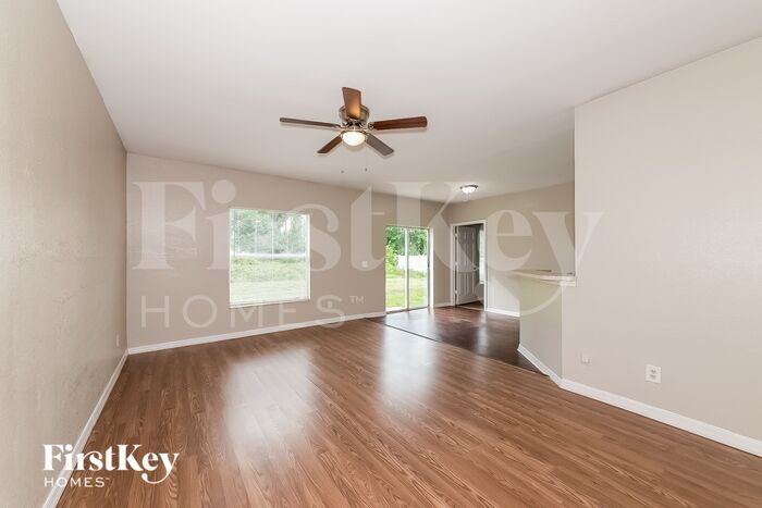 Building Photo - 2621 Atwater Dr