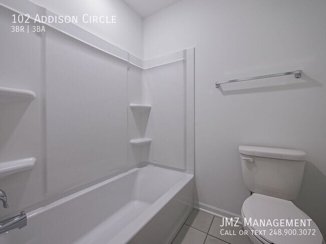 Building Photo - 102 Addison Cir