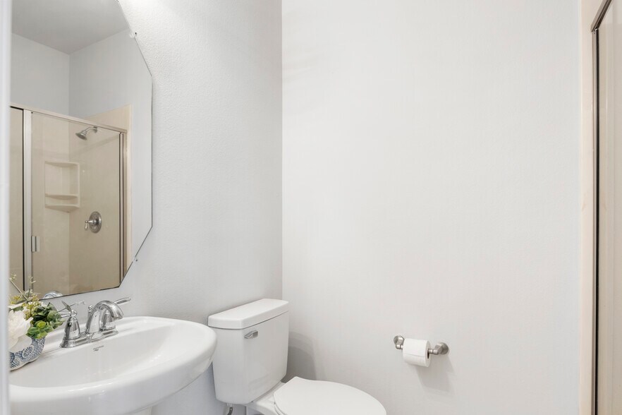 Bathroom 2 - 135 Springtree St