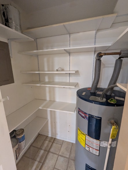 Building Photo - 7813 Provincetown Dr