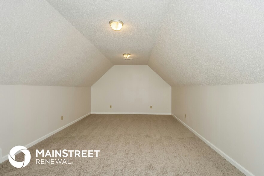 Building Photo - 7293 Schilling Cove E