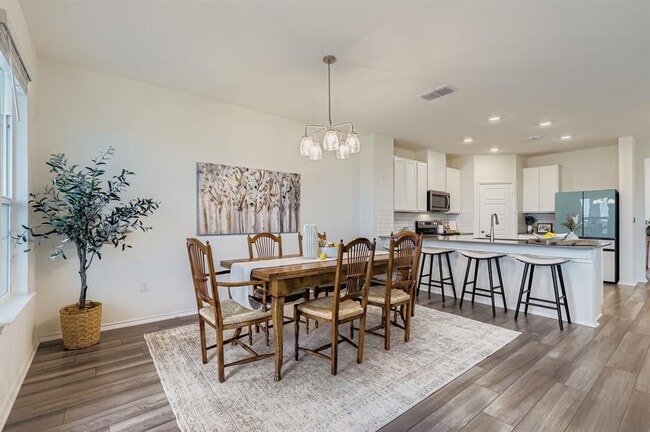 Building Photo - 7806 Song Sparrow Dr.