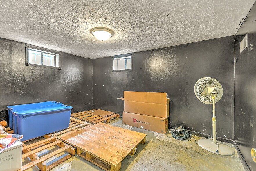 Building Photo - 2913 Ashley St