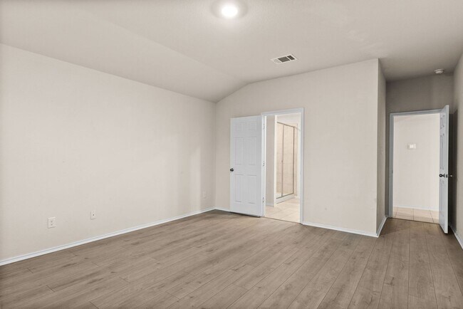 Building Photo - 9506 Murandy Dr
