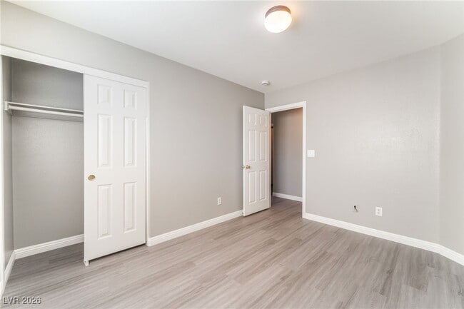 Building Photo - 3970 Coyote Ridge Ct