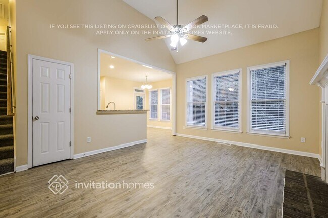 Building Photo - 347 Laurel Glen Crossing