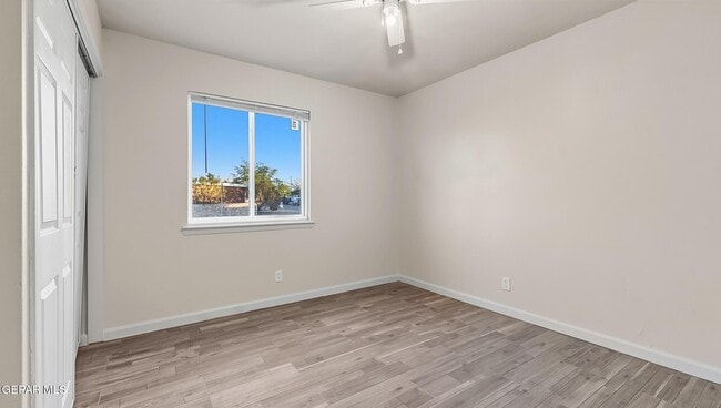 Building Photo - 513 Gilmore Way