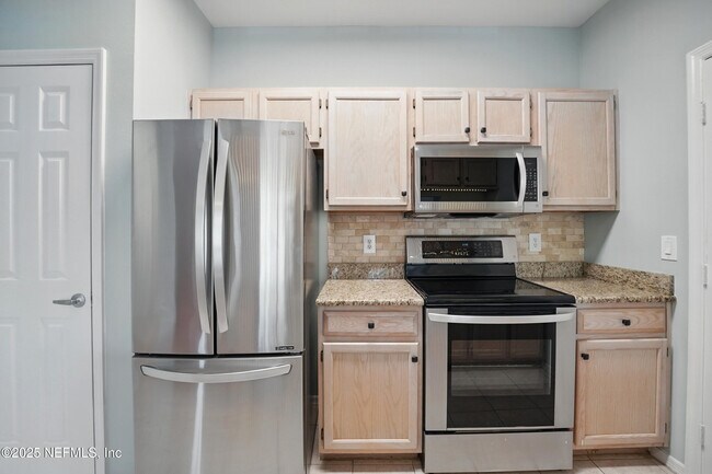 Building Photo - 140 Veracruz Dr