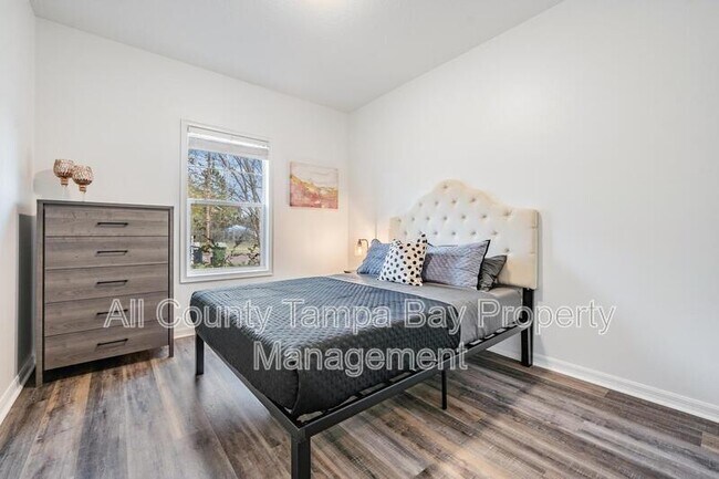 Building Photo - 2604 N Highland Ave