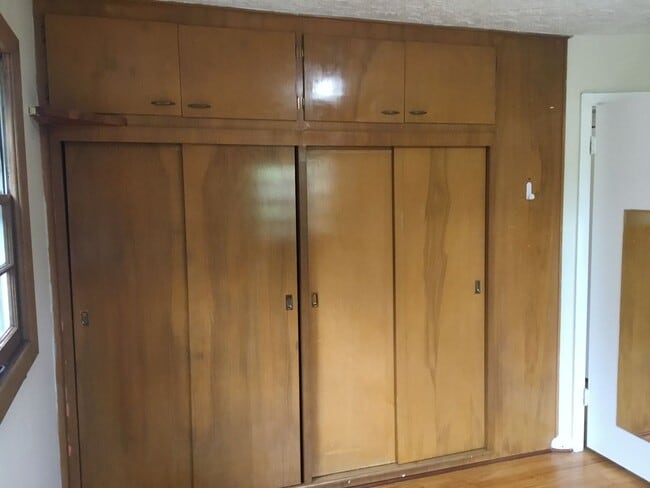 Building Photo - UNIVERSITY MID CENTURY