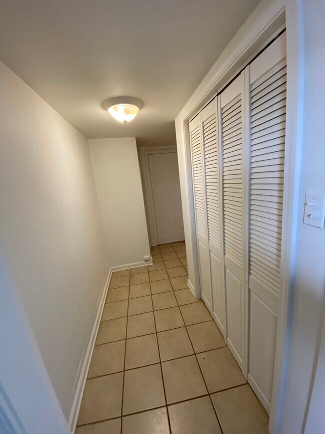 Building Photo - 7435 Garfield St