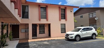 Building Photo - 1345 W 41st St