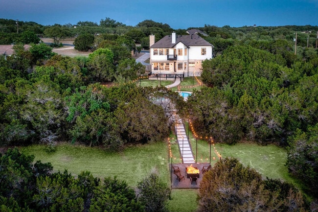 Building Photo - 8902 Feather Hill Rd