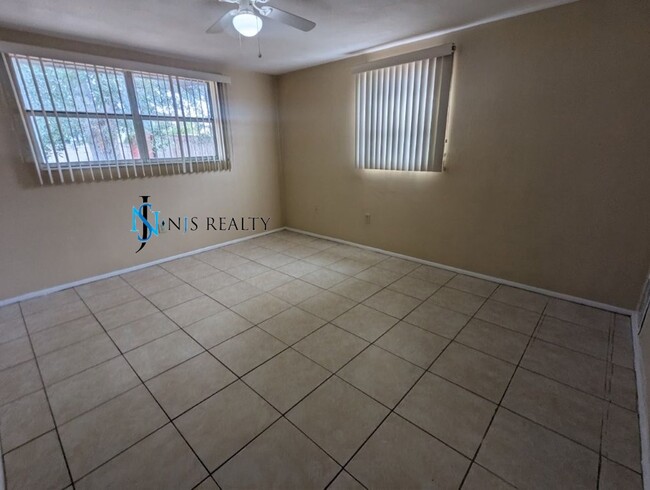 Building Photo - Section 8 available: 2/2 over 1048sf with ...