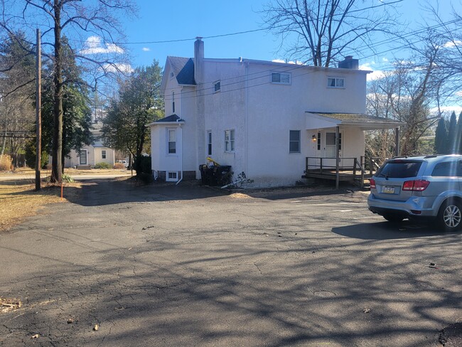Primary Photo - 750 W Orvilla Rd