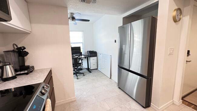 Building Photo - 2870 Rampart Cir