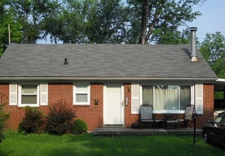 Building Photo - 7502 Elnora Ave