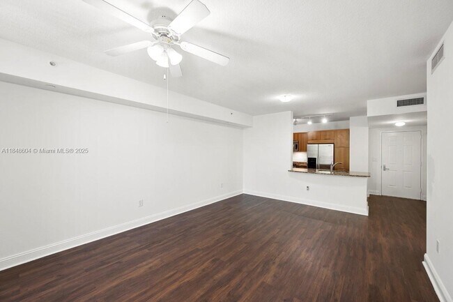 Building Photo - 510 NW 84th Ave