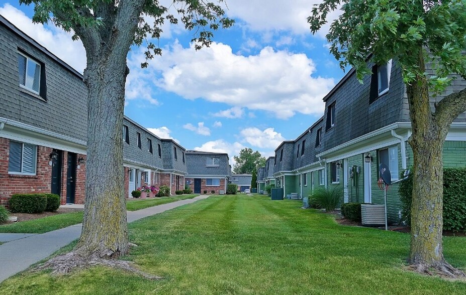 Exterior View - Serenity Park Apartments