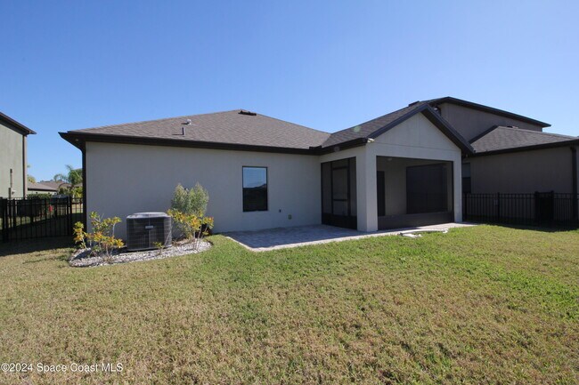 Building Photo - 4596 Broomsedge Cir