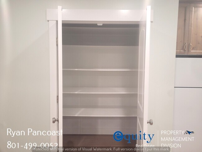 Building Photo - 3076 N 325 W
