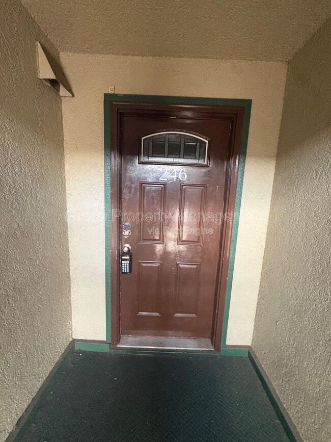 Building Photo - 10782 E Exposition Ave