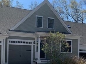 Building Photo - 22 White Oaks Ln