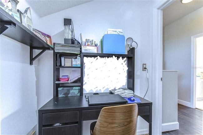 Building Photo - 8507 Sandpiper Ridge Ave