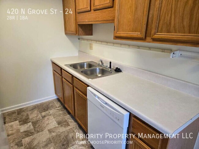 Building Photo - 420 N Grove St