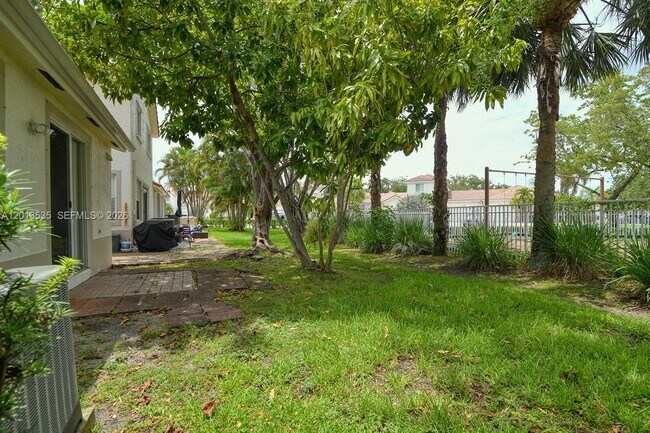 Building Photo - 18743 SW 27th St