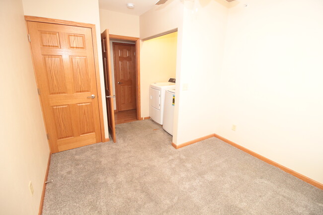 Building Photo - 543 N 33rd St