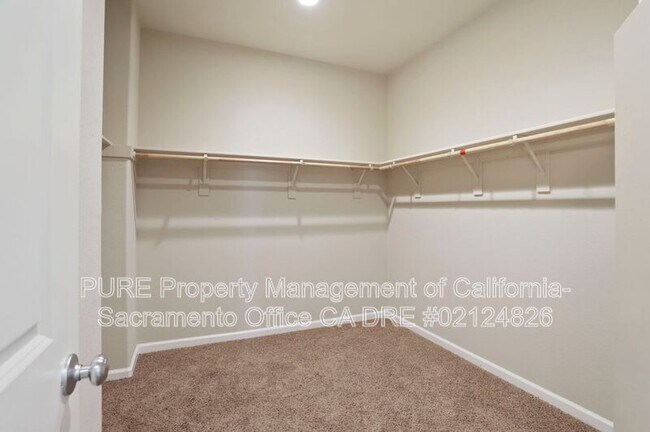 Building Photo - 5512 Amnest Way