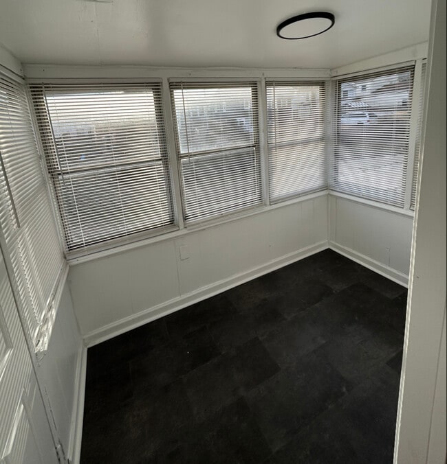 Building Photo - 7446 Calvin Ave