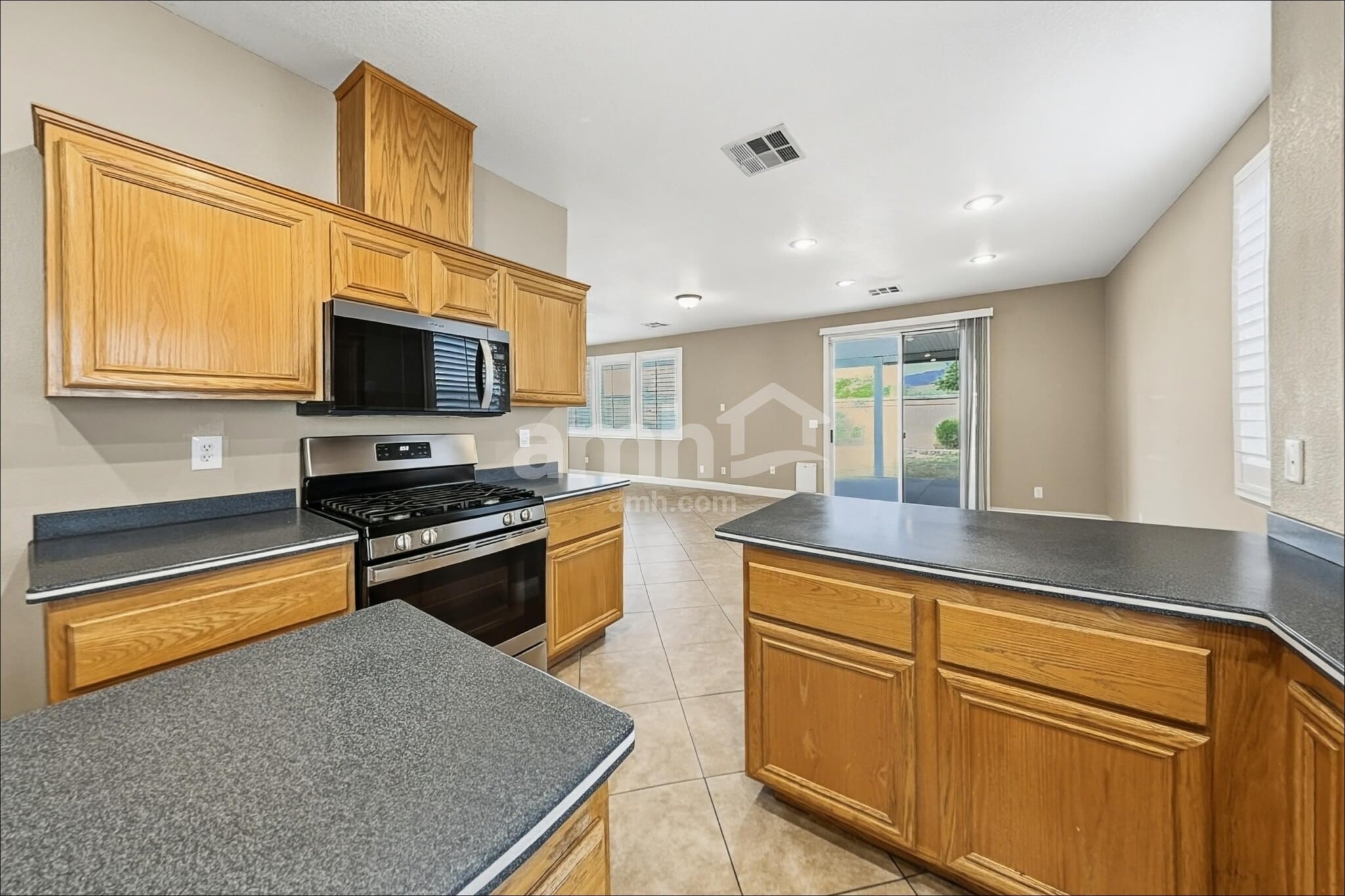 Building Photo - 3387 Antique Rose Dr