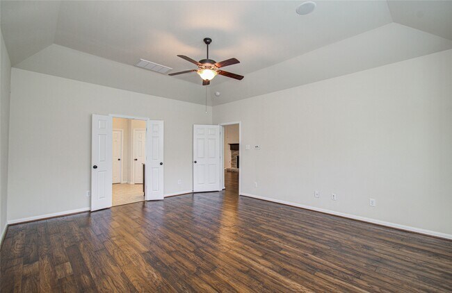 Building Photo - 28666 Pleasant Forest Dr