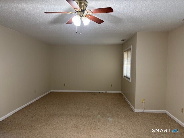 Building Photo - 167 Clark St