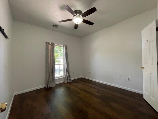 Building Photo - 1813 SW Pine Ave