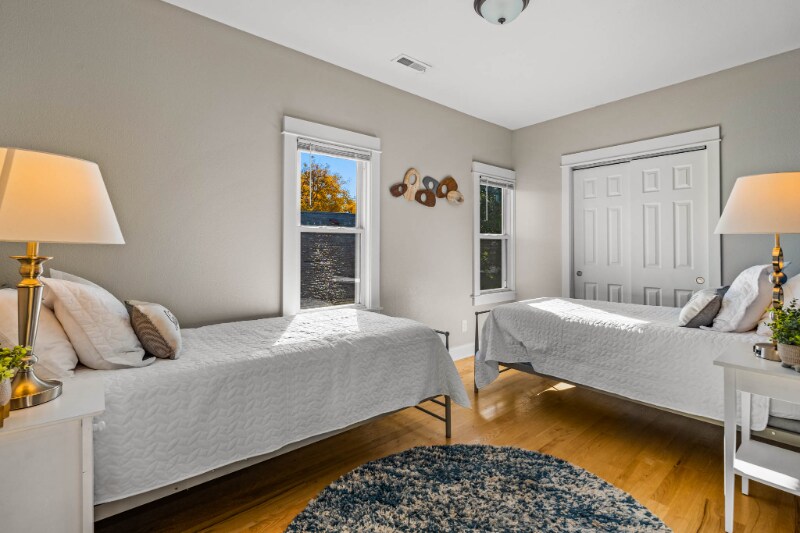 Building Photo - 2138 N Hubbard St