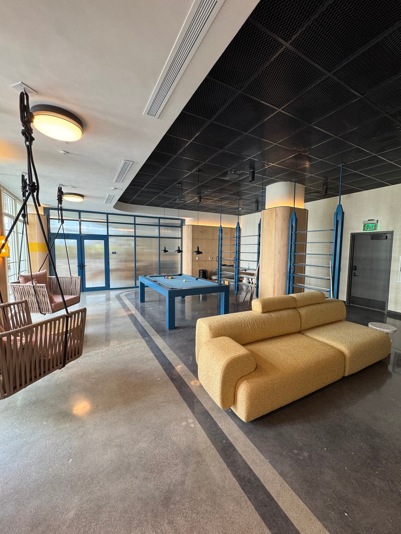 Building Photo - 264 NW 31st St