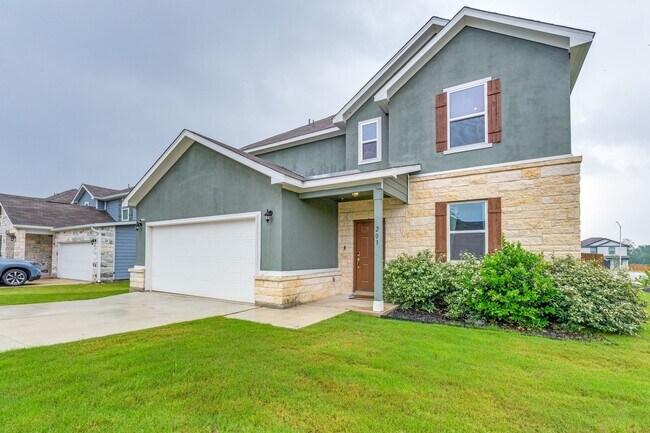 Building Photo - SPACIOUS 4-BEDROOM HOME IN BELLA ROSA