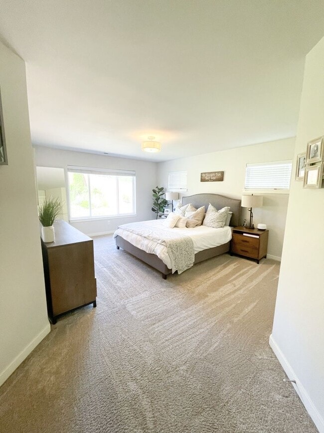 Building Photo - 4 Bedroom Home in Silverdale's Woodbridge Crossing!