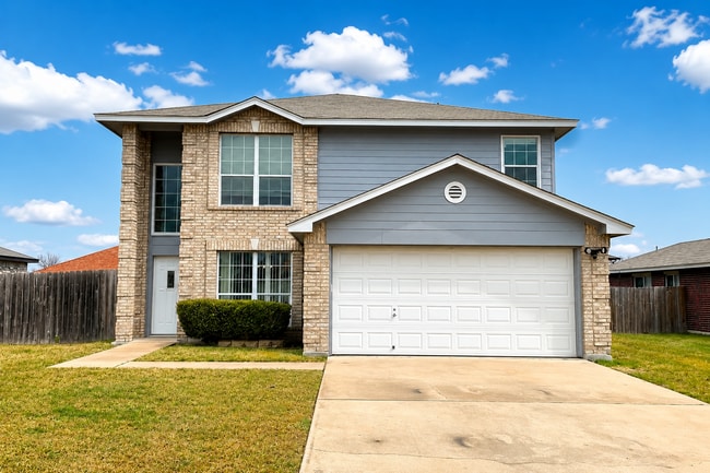 Building Photo - 5400 Jitterbug Ct