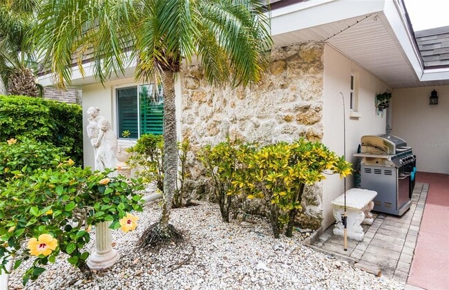 Building Photo - 1900 Benjamin Franklin Dr